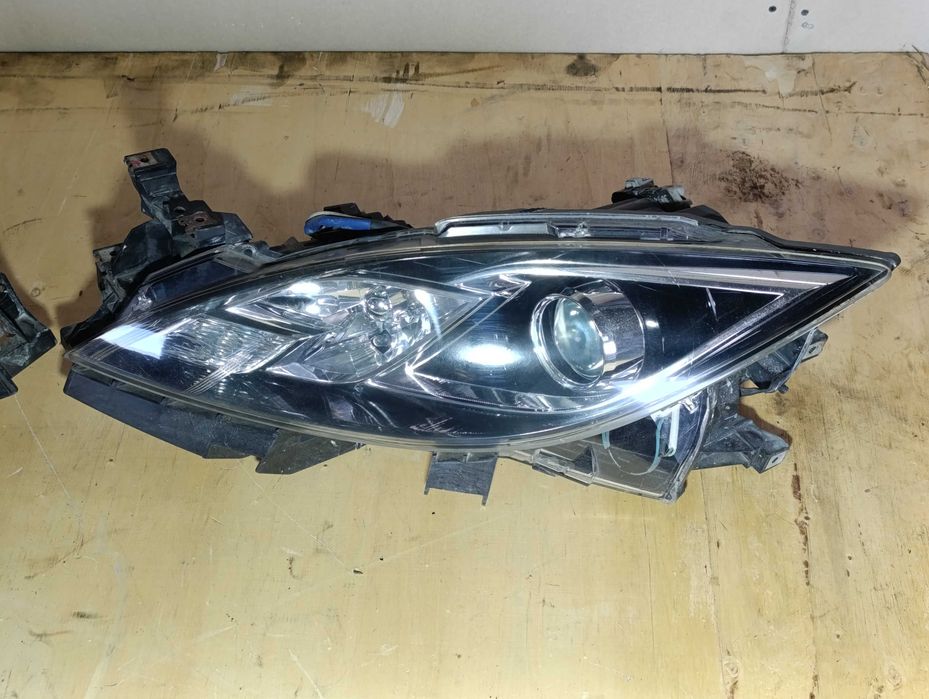 Фары передние XENON Mazda 6 GH 07-13г