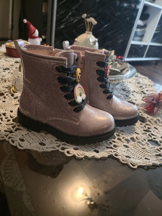 Ghetute pentru fetite  2 perechi