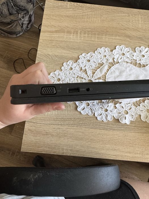 Dell Latitude 5490, Intel i7-8650U, 8 GB RAM, SSD 256 GB