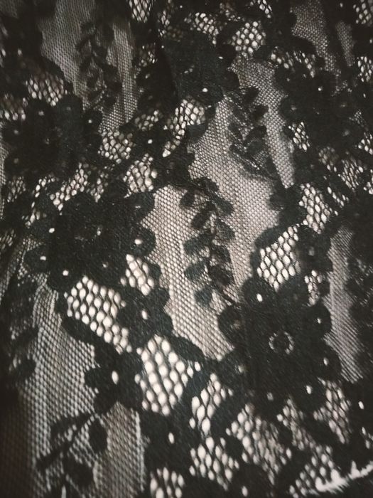 Продам очень красивое нарядное платье