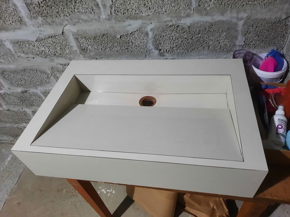 Раковина из керамагранита