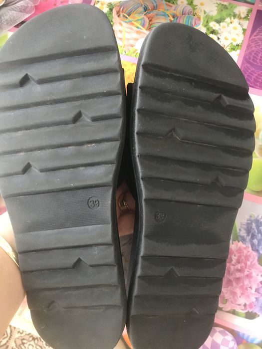 Vand papuci din piele marimea 38