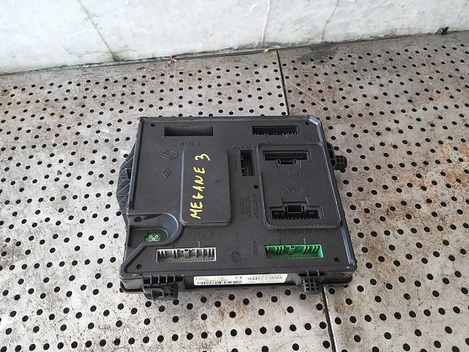 Modul calculator confort 1.5 dci renault megane 3 284b17288r