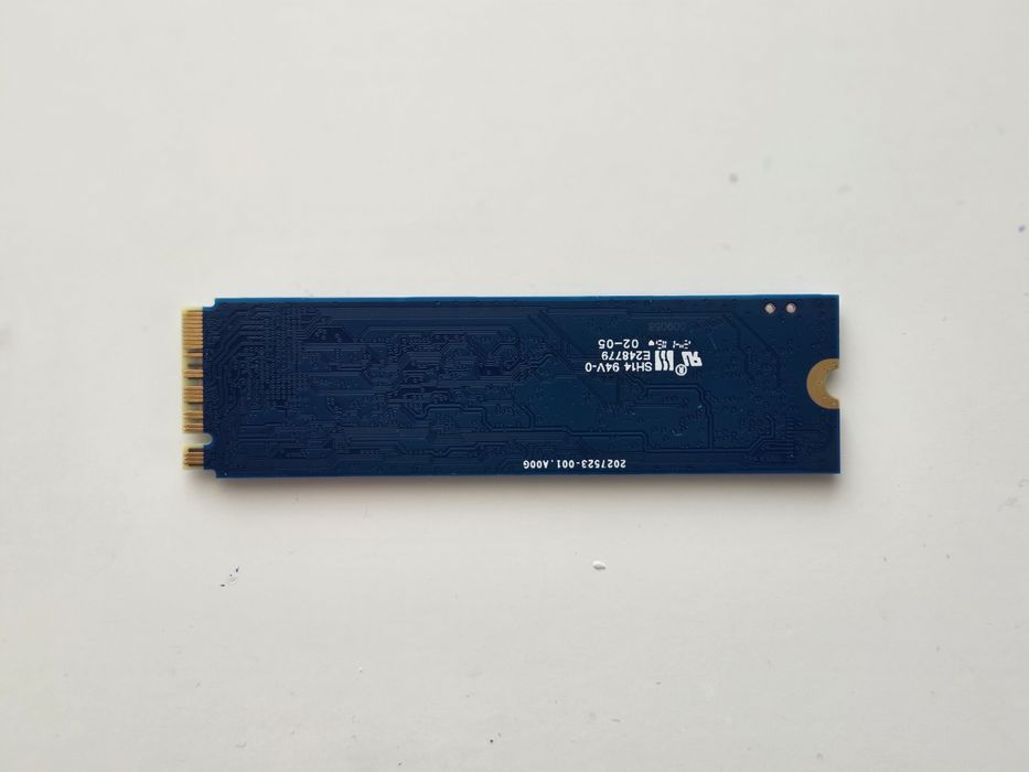 SSD 4Tb PCIe 4.0 Kingston, 100% health, 800hr, 12TBW, NVMe