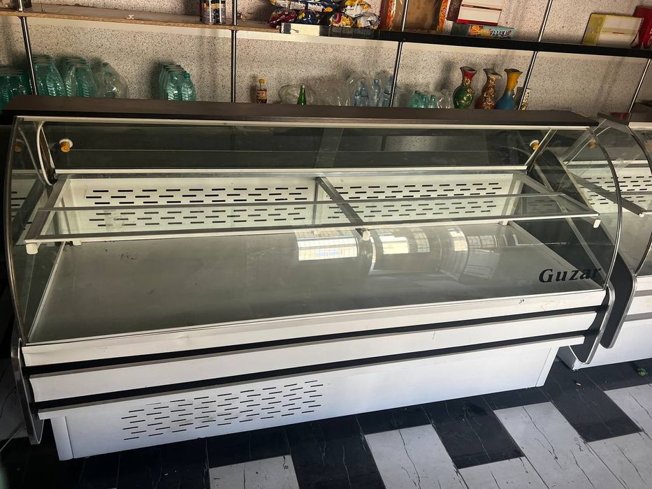 Vitrena xaladilnik Va marazilnik