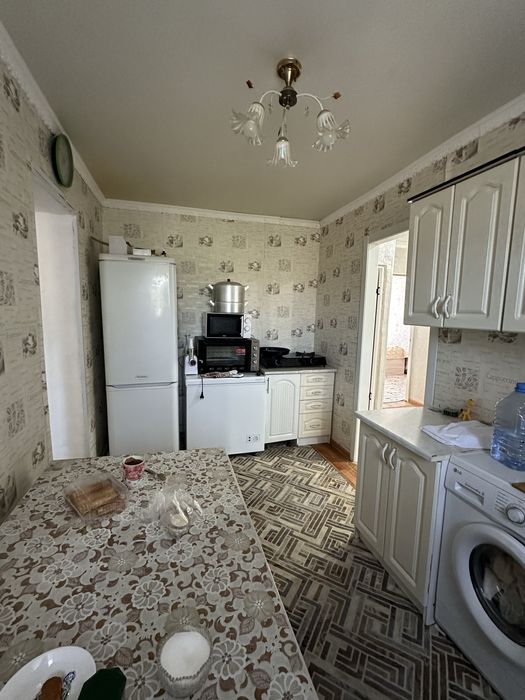 Продам трехкомнатную квартиру