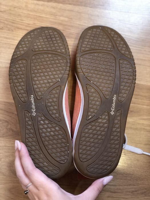 Adidasi Columbia