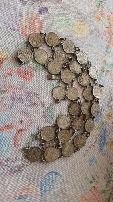 Vând argint pentru refolosire
