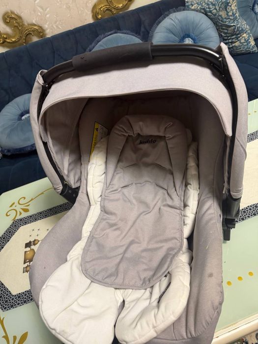 Baby car chaqaloq uchun avtokreslo