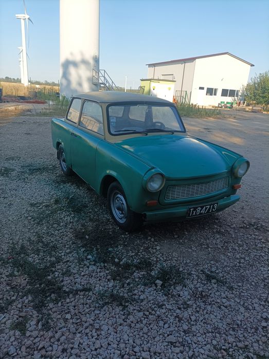 Трабанти на части