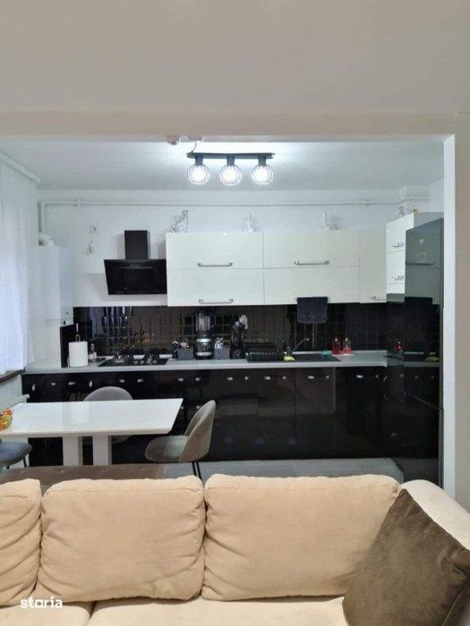 2 camere, 57mp, la cheie, zona Sub Cetate, boxa, parcare!