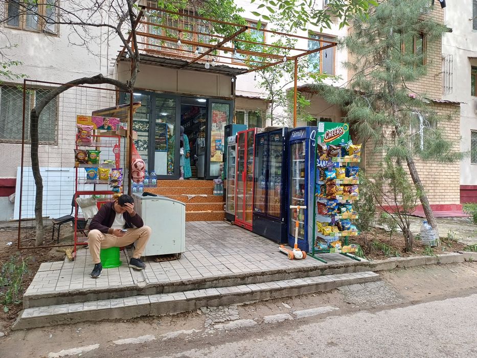 Srochno kadastiri bor Oziq Ovqat dokoni sotiladi !!!