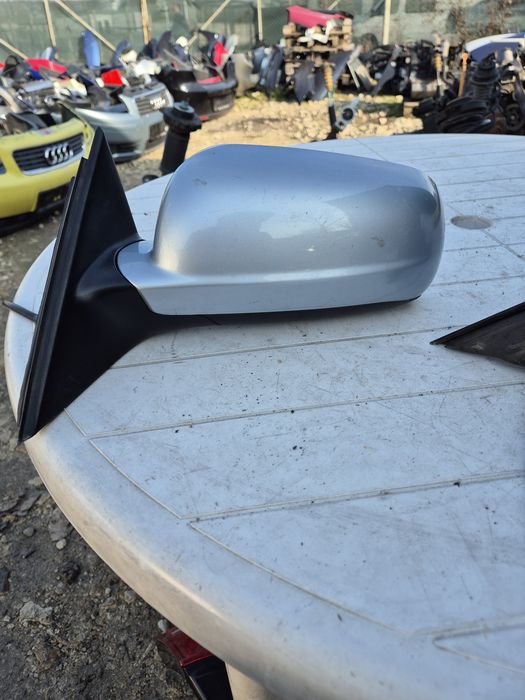 Дясно Оригинално  Ел  Огледало за Пасат 4 97- 2002г