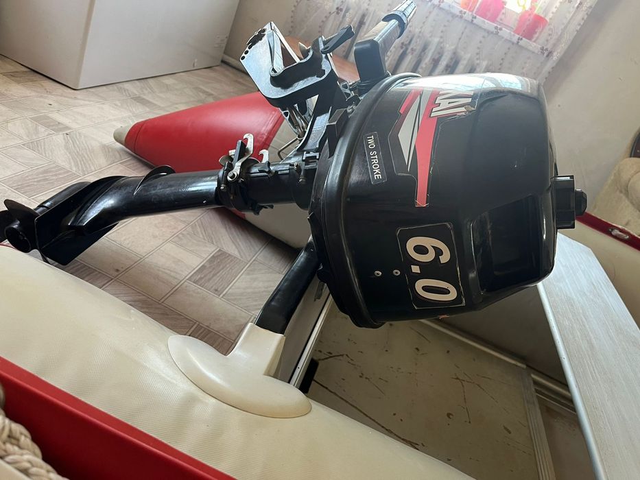 Лодка срочна продам