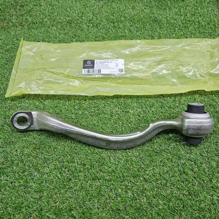 Поперечный рычаг Mercedes E W212 перед. прав.