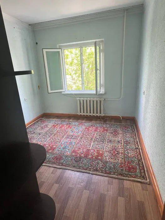 4/3/5. Спутник 16, Янгихает р-н (Сергели). Квартира 92 м². Метро -1 км