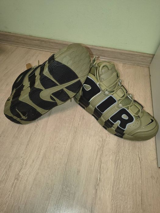 Маратонки Nike Uptempo