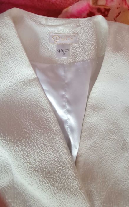 Страхотно синьо сако на Lucy Fashion