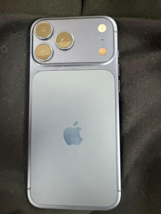 iPhone 17 pro max 256 gb