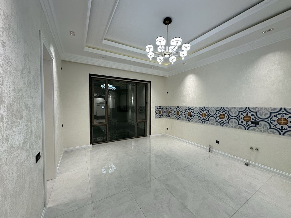 Уй сотилади  Учкахрамон гулистон масжид олдида