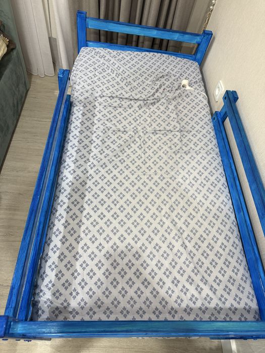 Детская кровать б/у