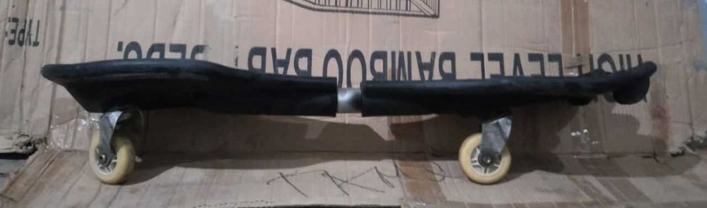 продам скейтборд (роллерсерф)