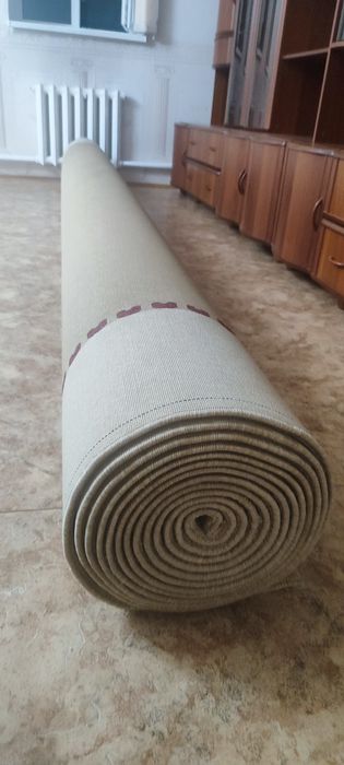 Продается ковер.