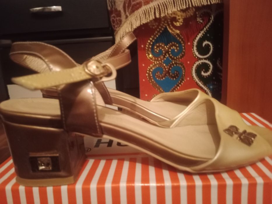 Босоножки летний женский