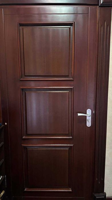 Продаются межкомнатные двери из массива натуральной сосны — 6 шт.
