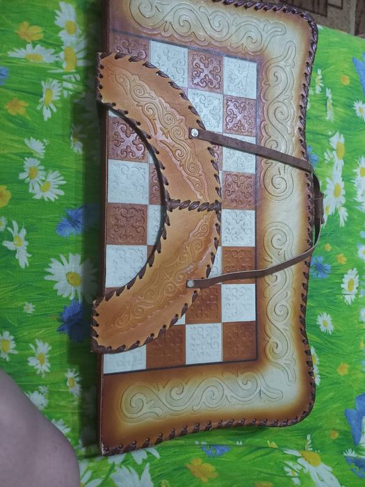 Продам нарды ручной работы