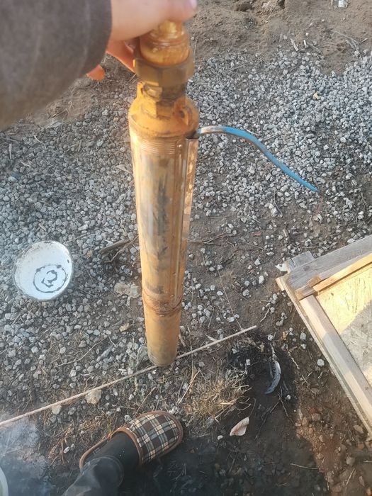 Продам глубины насос