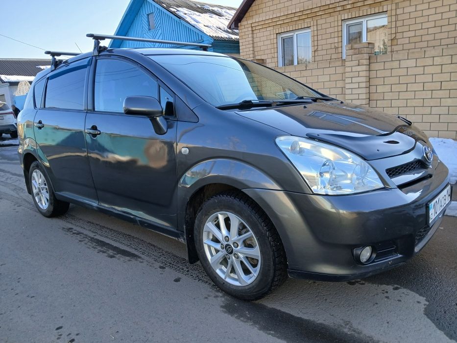 Продам тойота версо