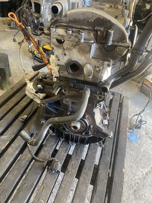 Двигател ауди с3 audi s3 apy отличен