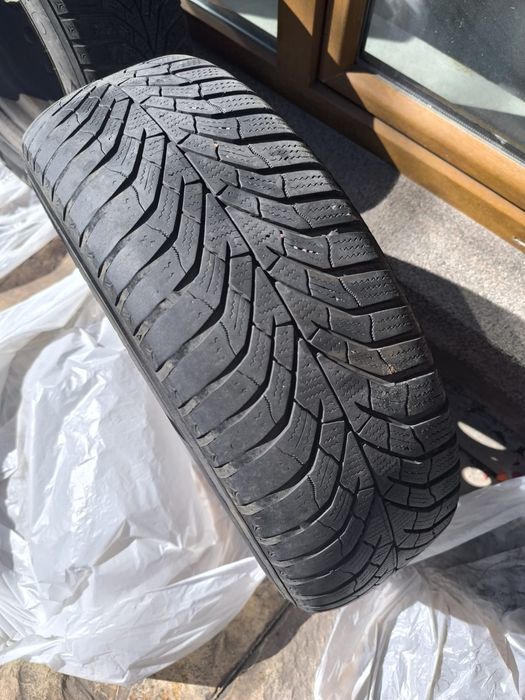 Set 4 jante vu cauciucuri de iarna Kia Ceed uzate