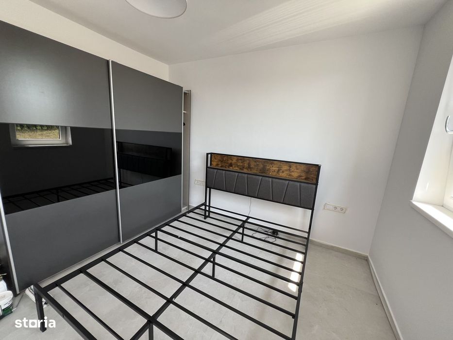 Casă nouă de închiriat – 5 camere, tip înșiruit, zona Cristian