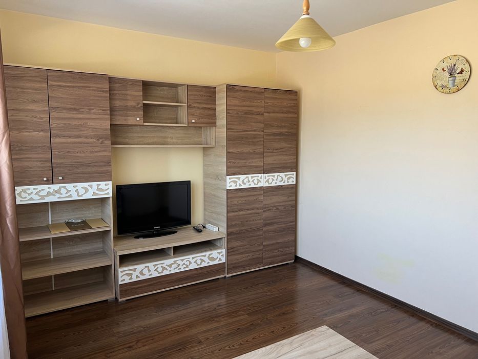 Inchiriez apartament 1 camera Floresti