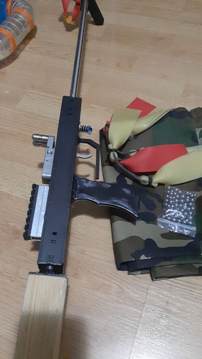 Prastie cu tragaci , metalica