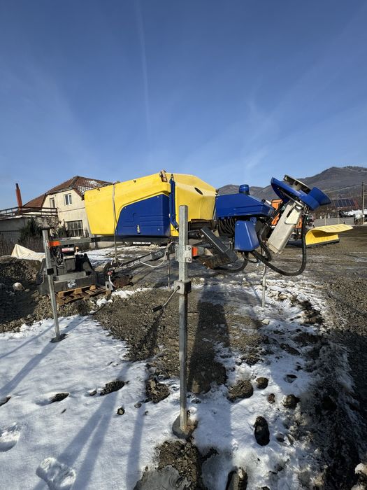 Sararita Schmidt Syntos ( deszapezire, lama zapada)