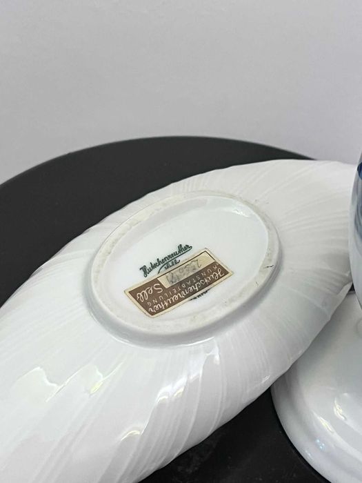 Set 2 piese w germania HUTSCHENREUTHER portelan bibelouri bibelou