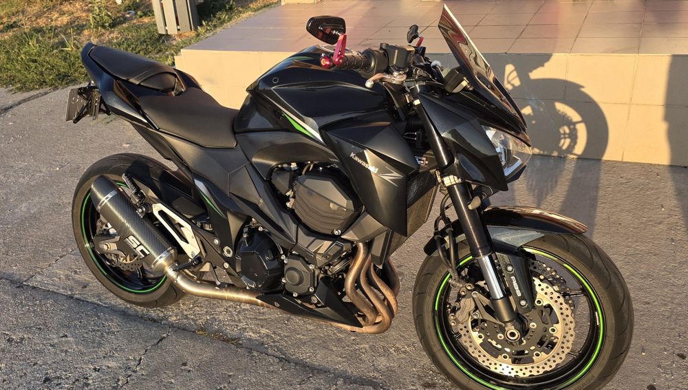 Motocicleta kawasaki z800 . ABS an 2016