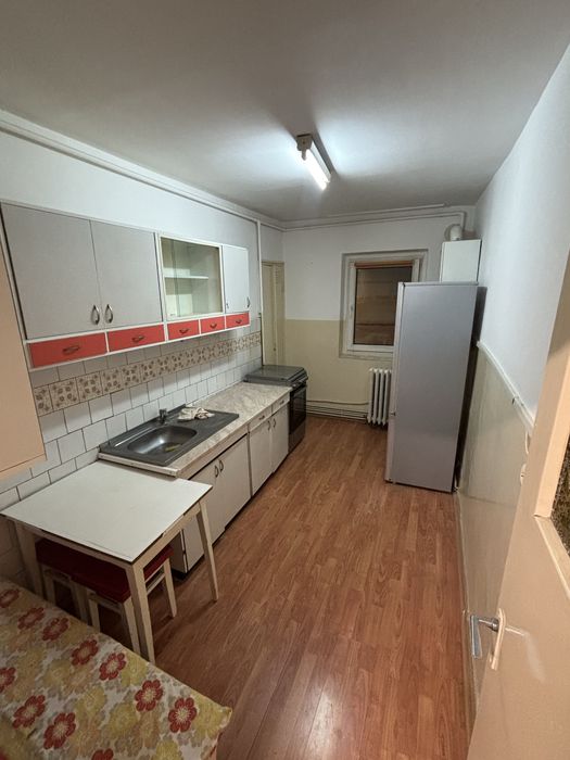 Apartament de inchiriat