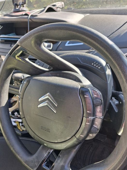 Vind citroen c4 an 2008 picaso