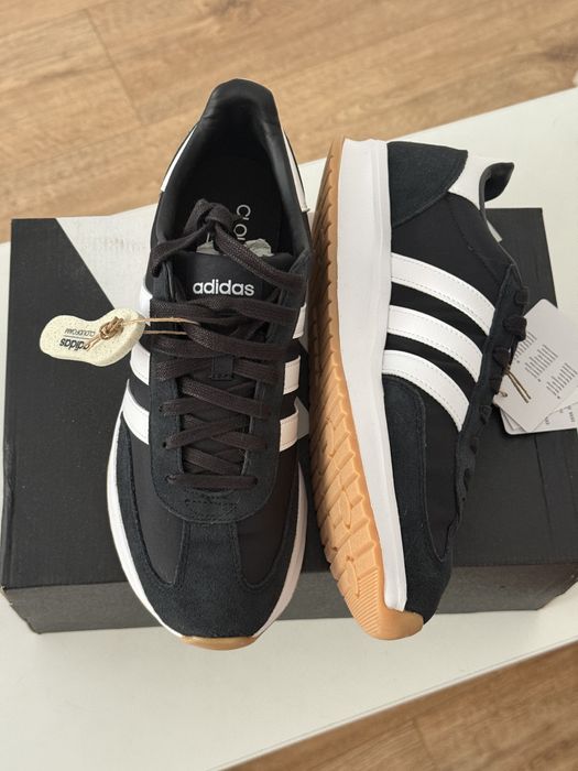 Adidas кроссовки (оригинал с Intertop)