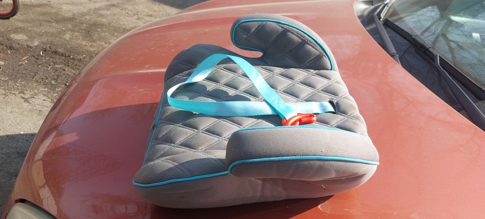 Продам бустер для детей