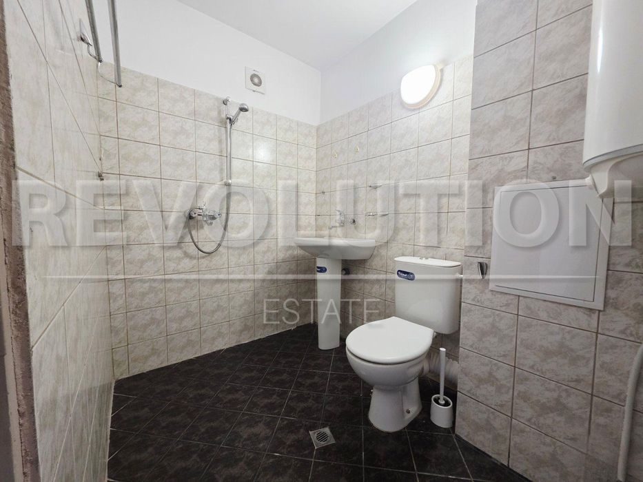 Многостаен апартамент в ж.к. Хладилника