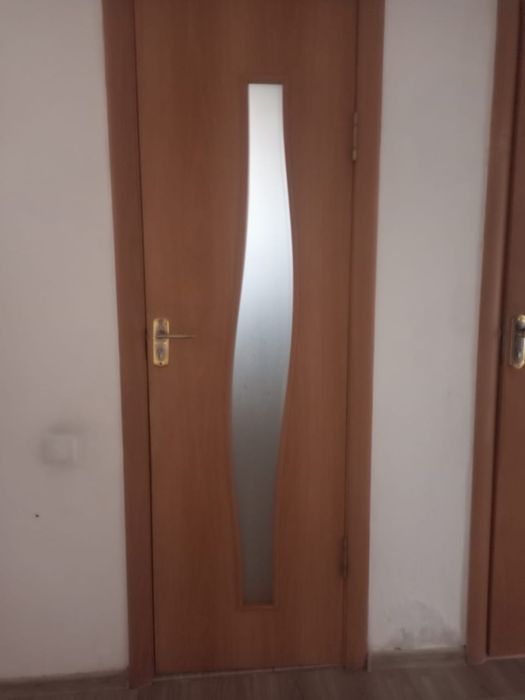 Продам двери б/у