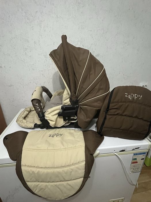 Продам детскую коляску, зима- лето,