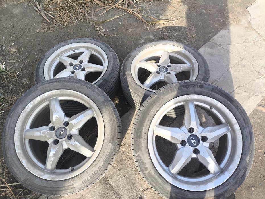 Продам диски с резиной