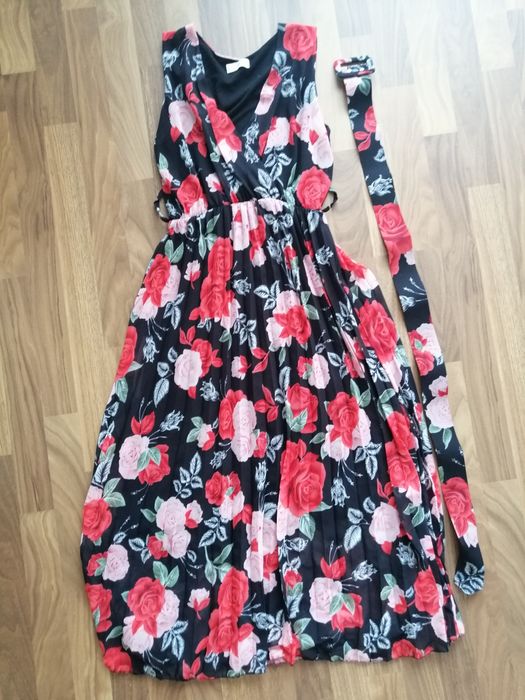 Vand rochie pt femei