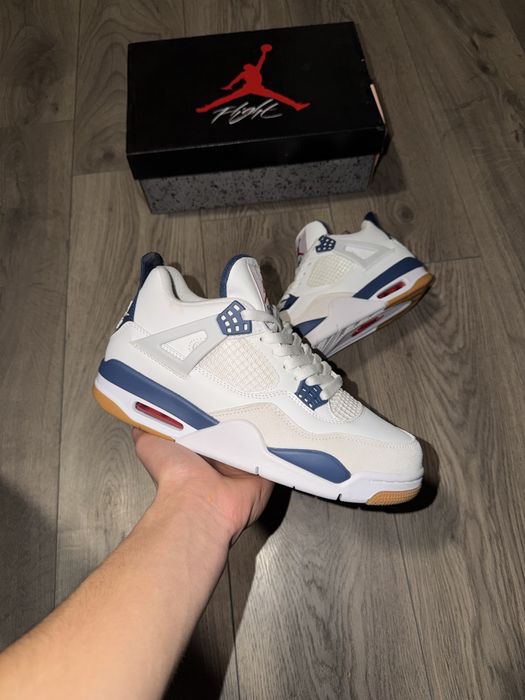 Jordan 4 Retro